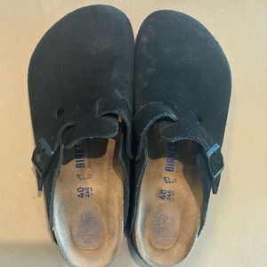 Boston soft footbed Birkenstocks- black size 40
